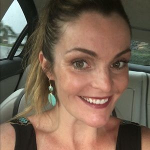 Meet your Posher, Madeline